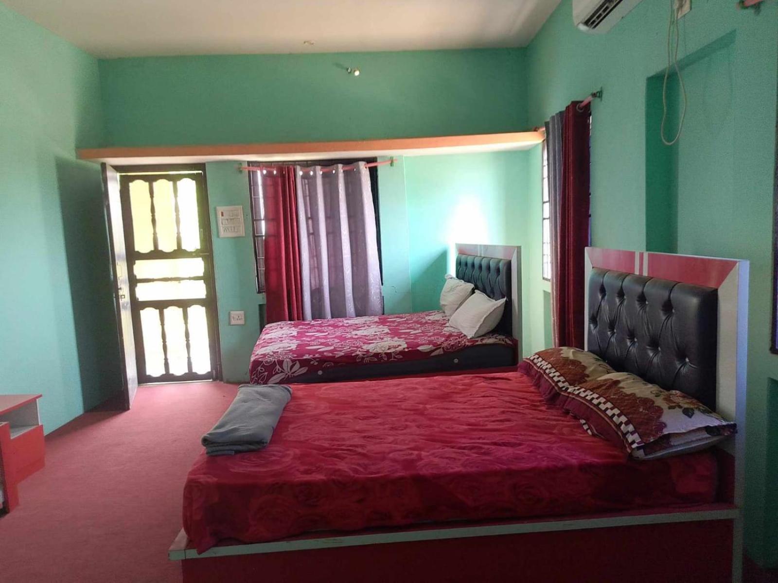 Subha Laxmi Hotel & Lodge Bahāsi Exterior photo